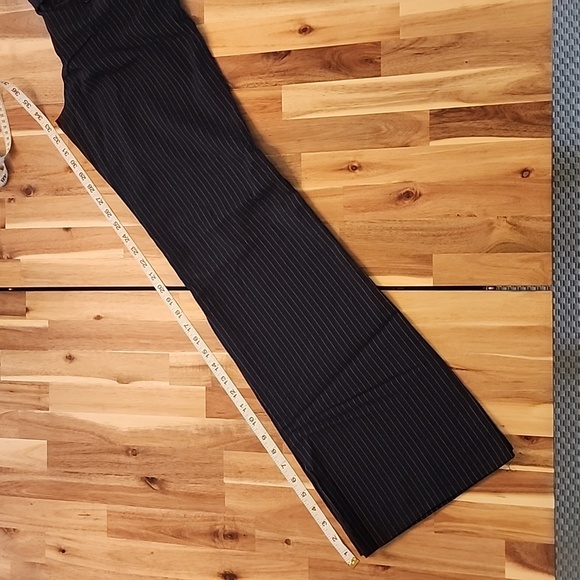 Womens Express Pin Stripe Black Bootcut Pants - Size 10 Long - Picture 6 of 7